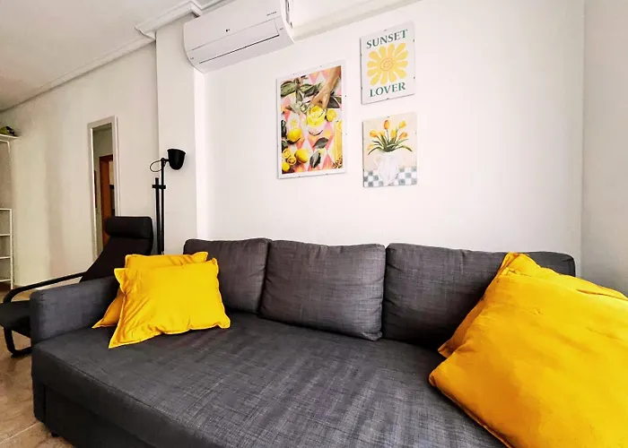 Yellow Apartment-La Mata -2 Min To Beach, Private Garage