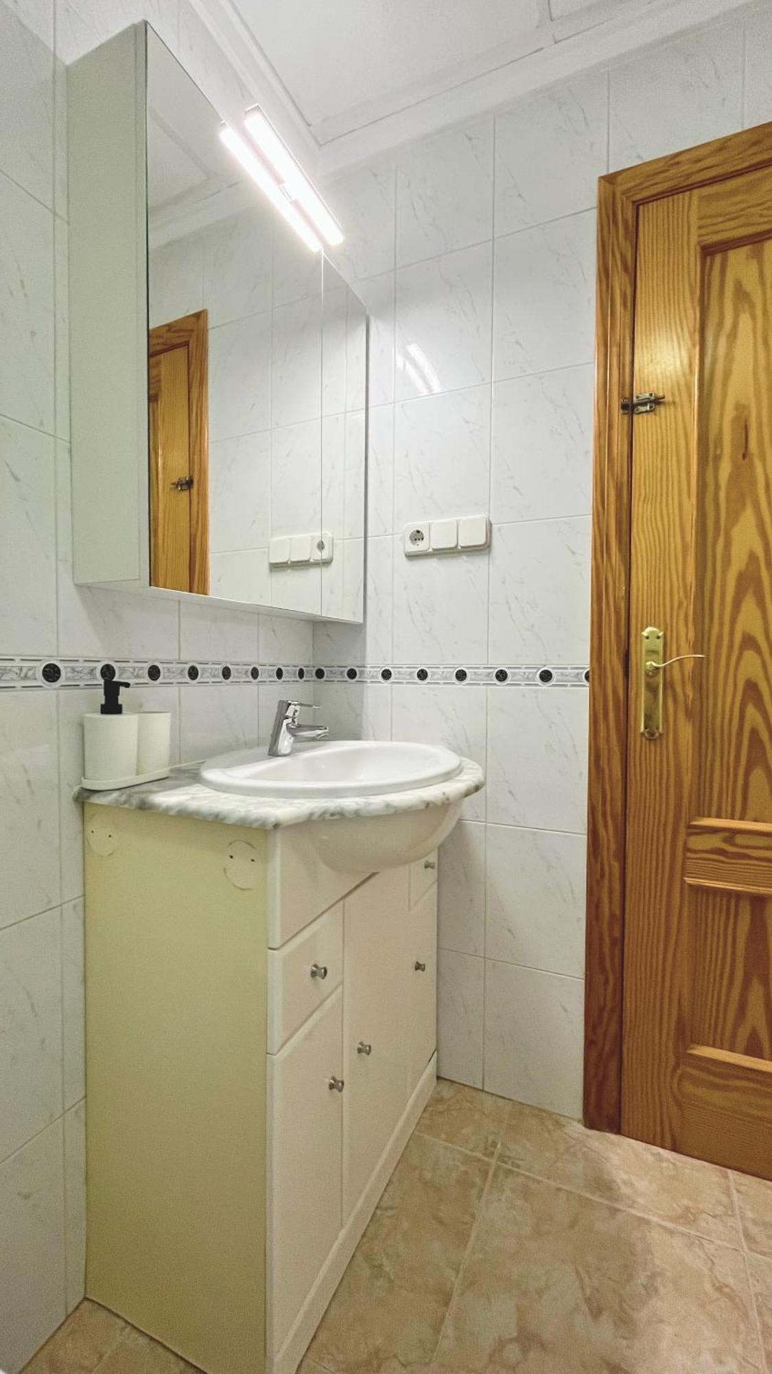 Yellow Apartment-la Mata -2 Min To Beach, Private Garage Apartment *