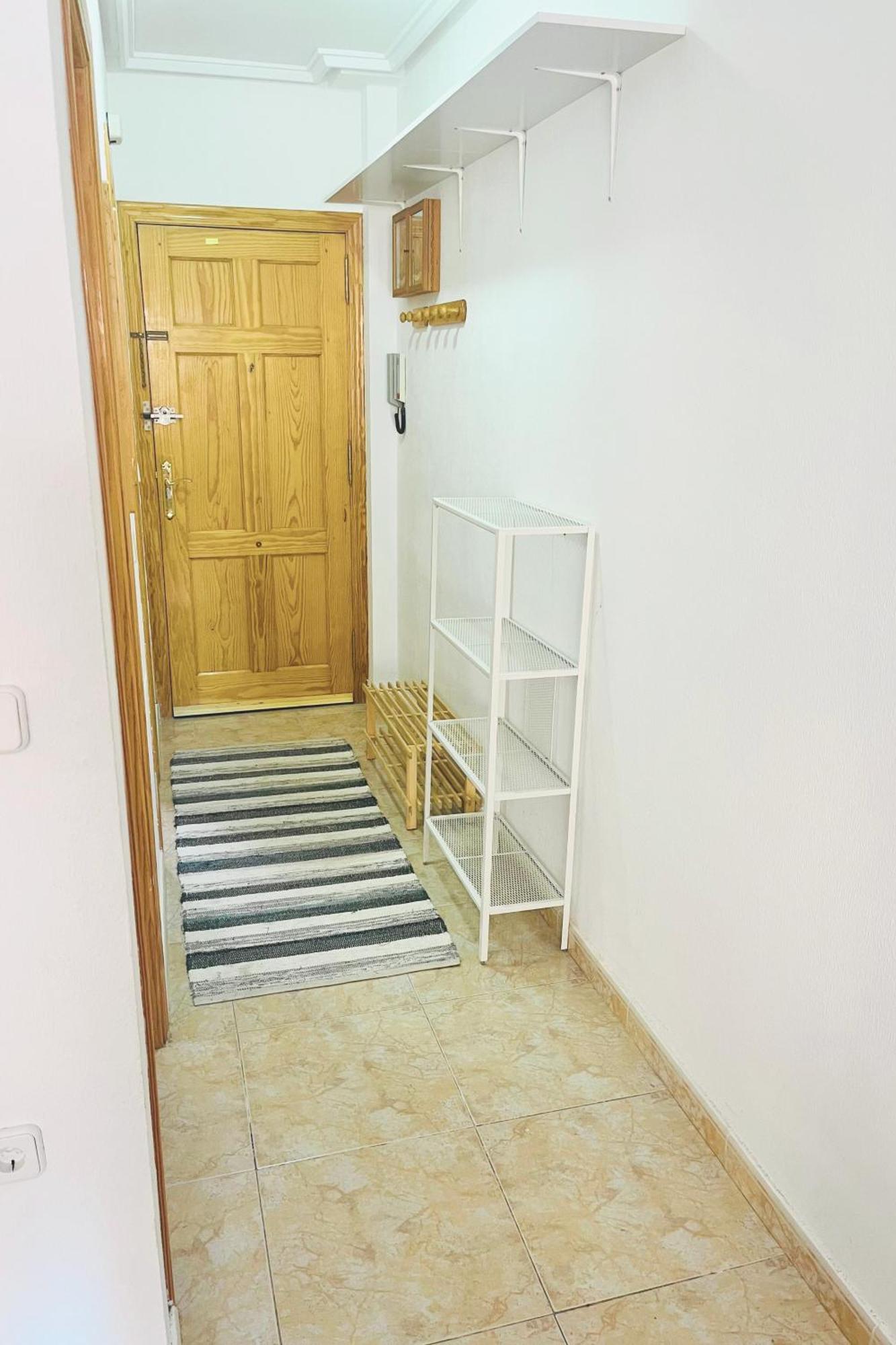 Yellow Apartment-la Mata -2 Min To Beach, Private Garage * Torre La Mata